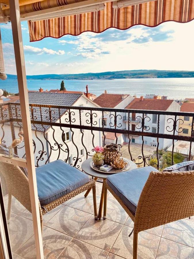 Apartman Silvija Crikvenica Exteriör bild