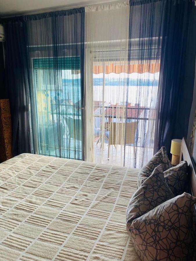 Apartman Silvija Crikvenica Exteriör bild